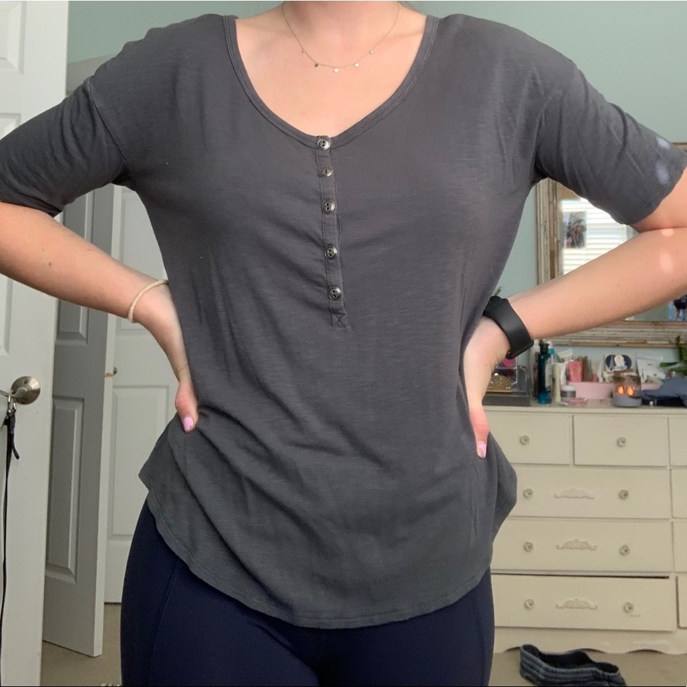 American Eagle Top